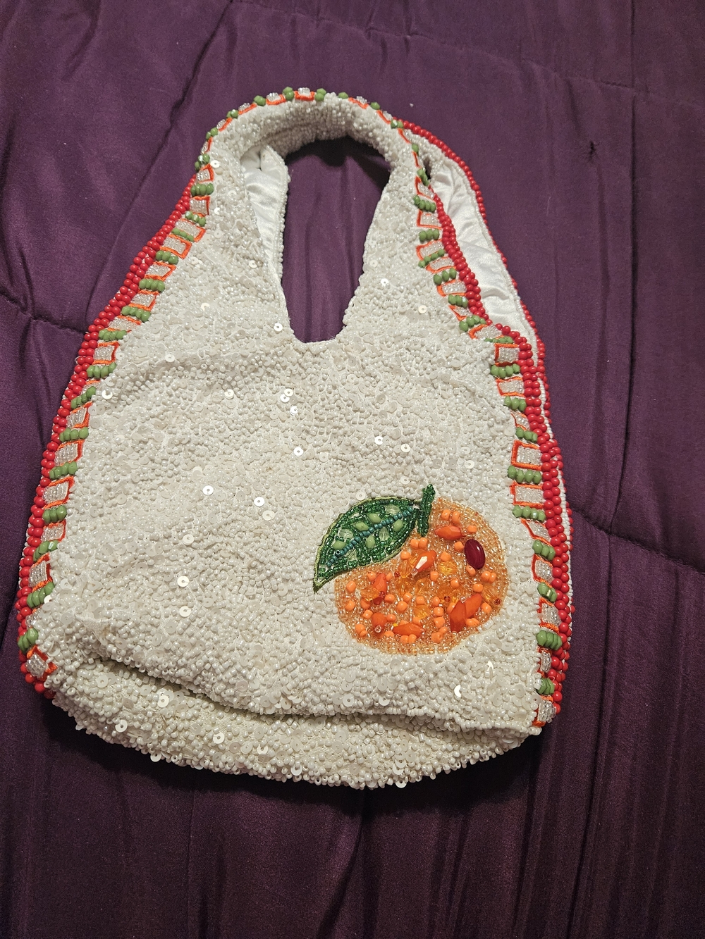 NWOT Beaded White Cocktail Motif Women’s Handbag - Picture 3 of 3